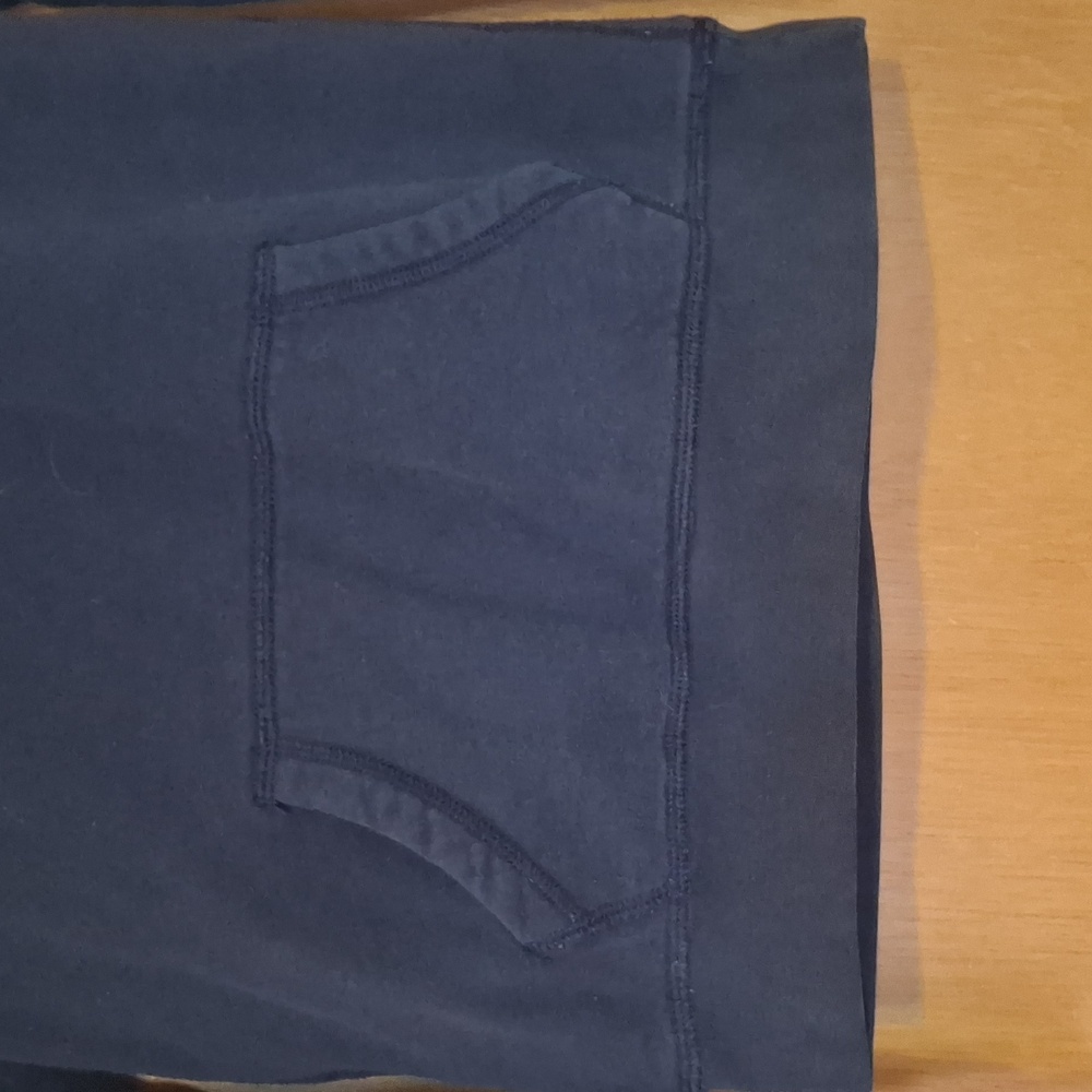 π€ FINAL DROP! Hollister Hoodie w/ Embroidered Logo - Picture 3 of 5